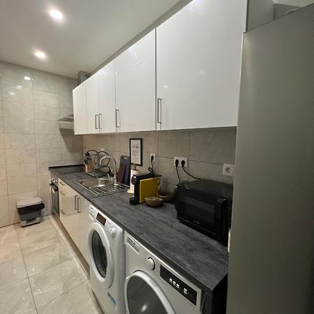 Beautiful Rooms In The Center Of Lisabona Exterior foto