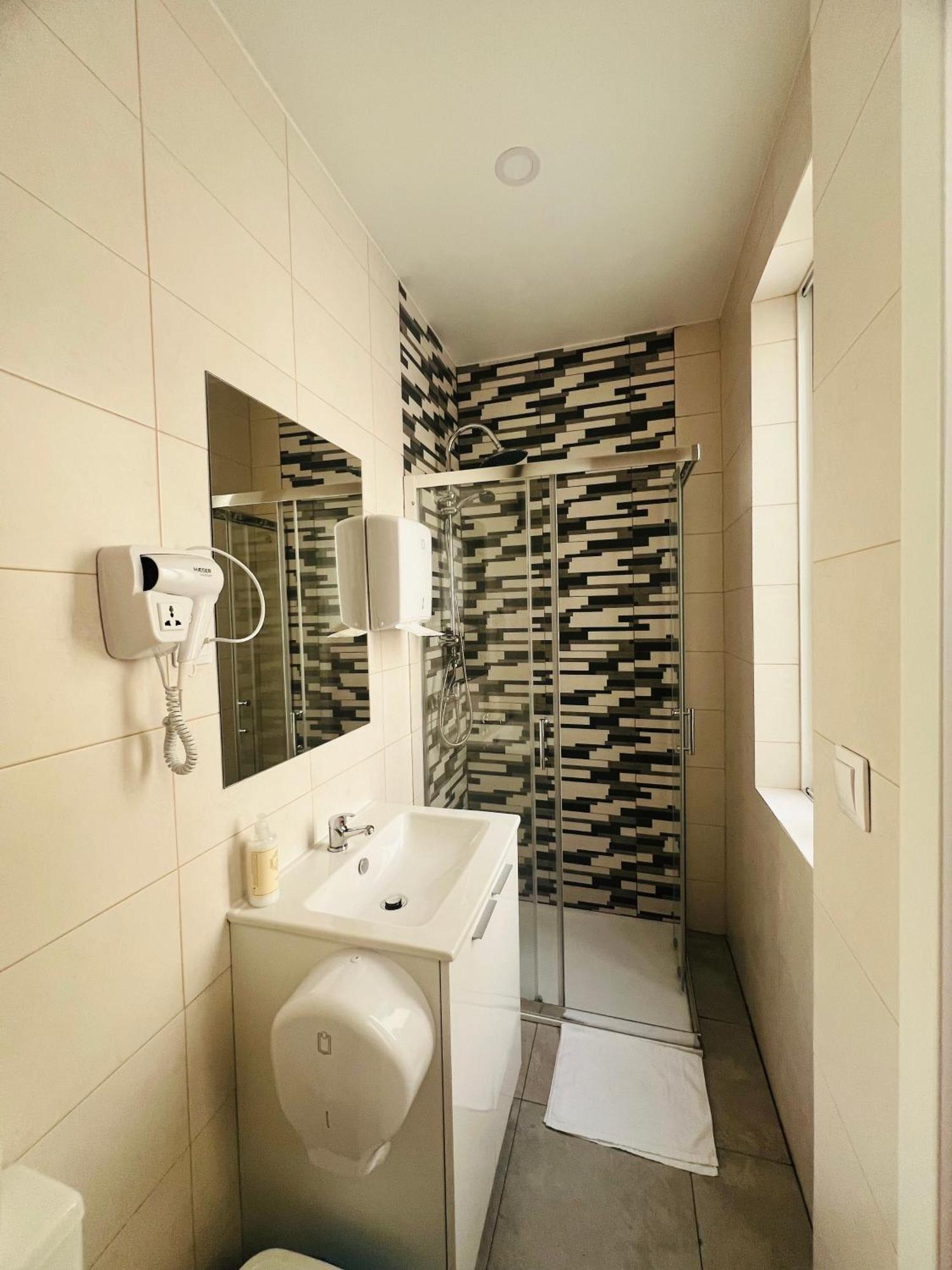 Beautiful Rooms In The Center Of Lisabona Exterior foto