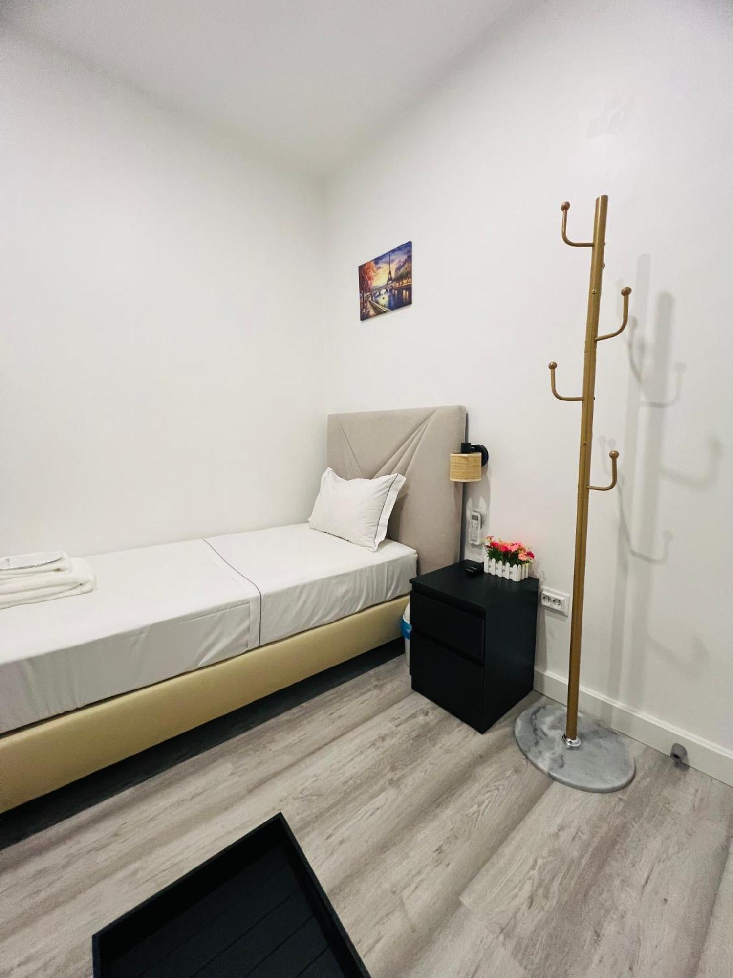 Beautiful Rooms In The Center Of Lisabona Exterior foto