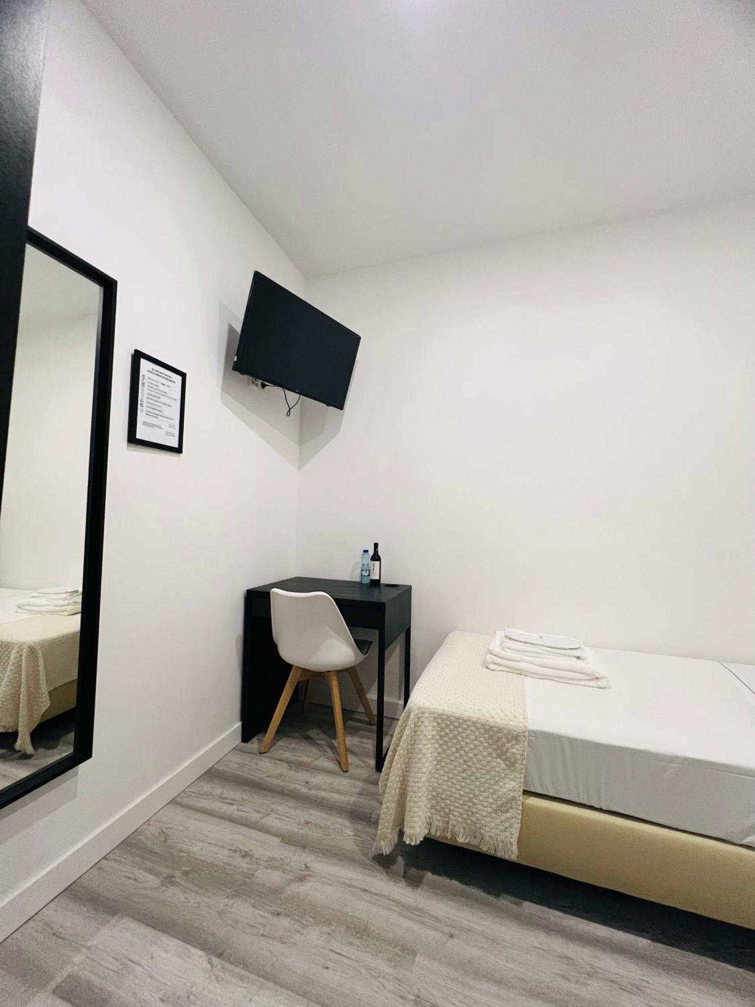 Beautiful Rooms In The Center Of Lisabona Exterior foto