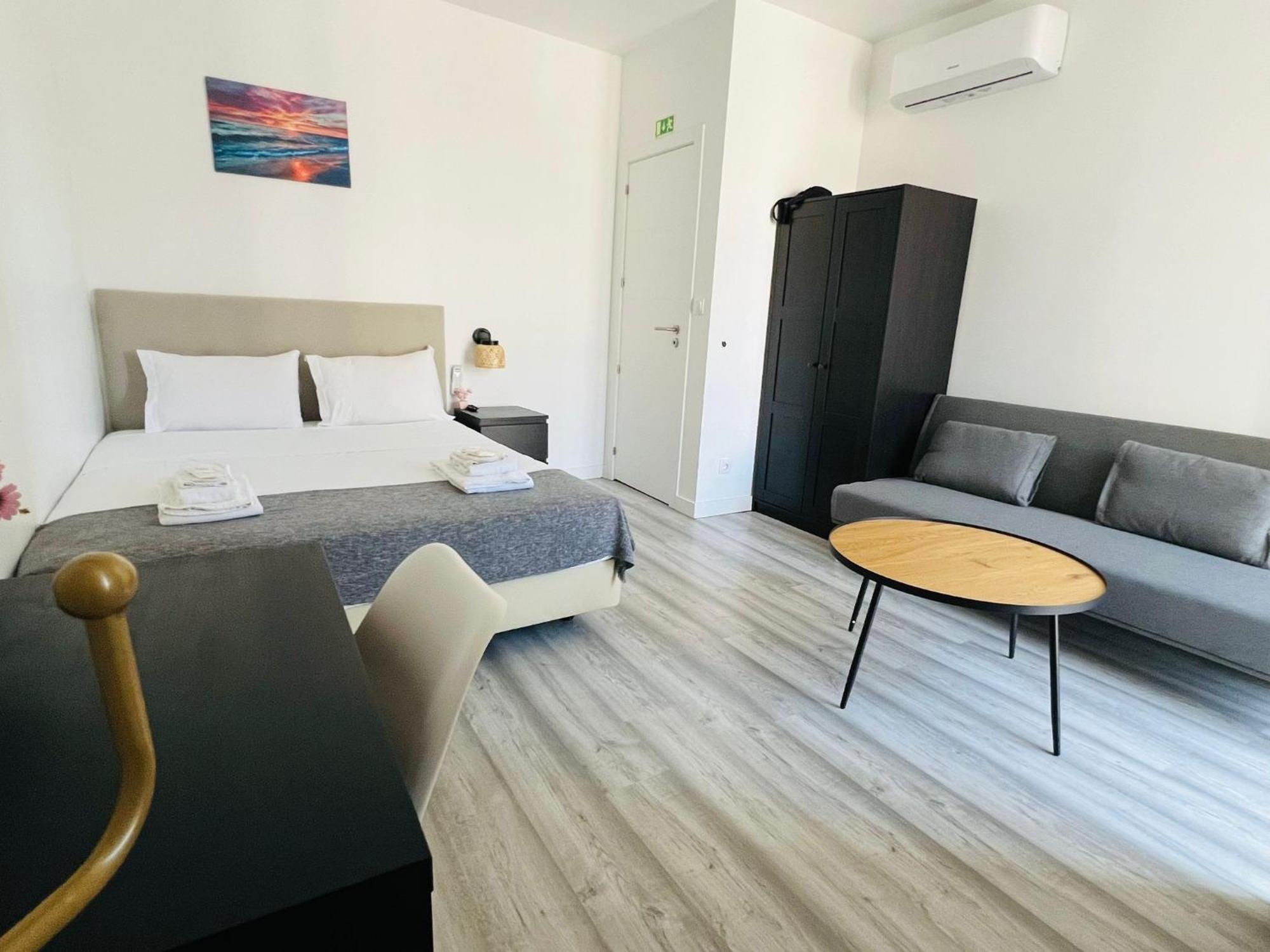 Beautiful Rooms In The Center Of Lisabona Exterior foto