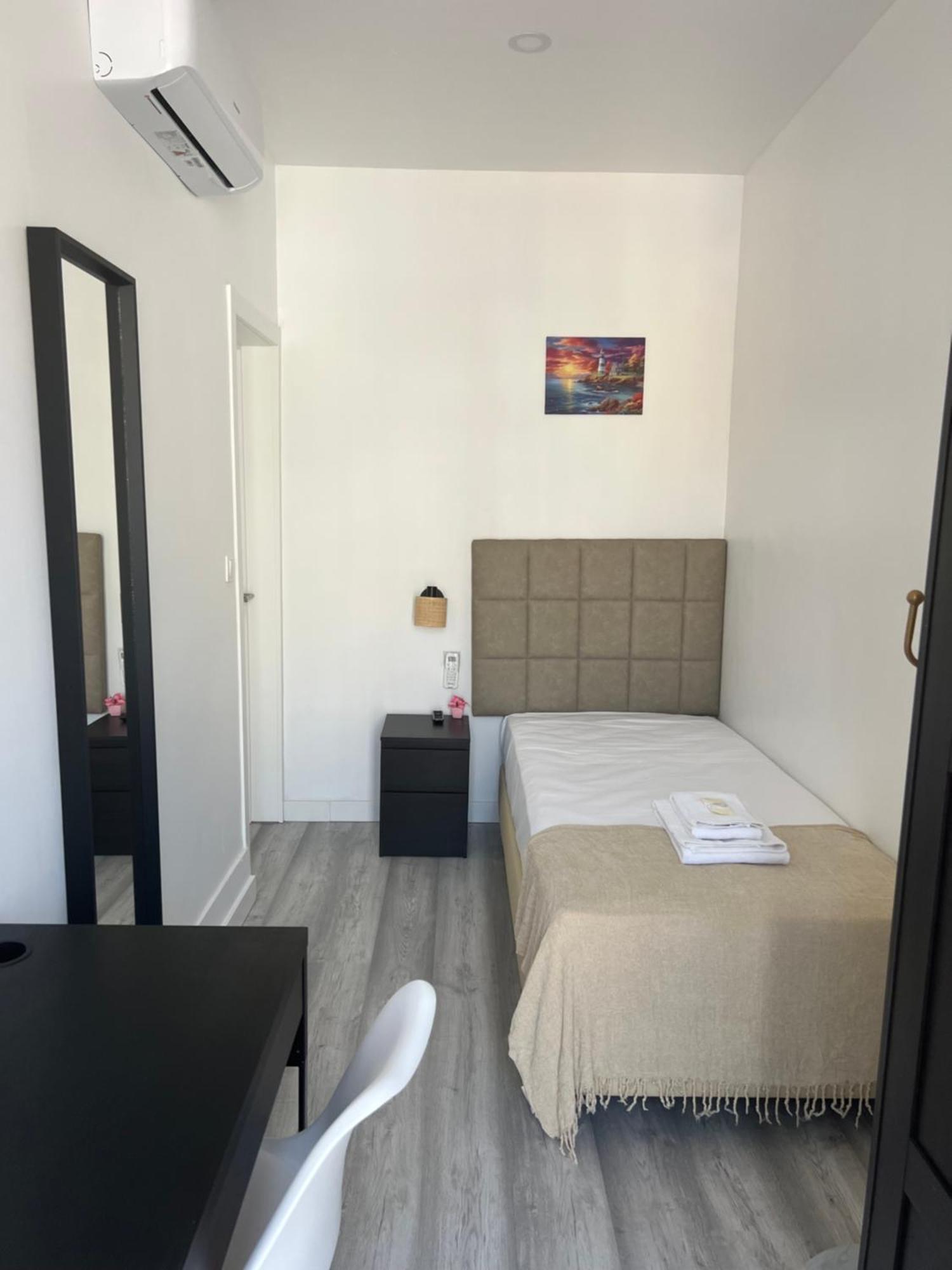 Beautiful Rooms In The Center Of Lisabona Exterior foto
